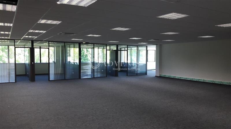 Bureau dans Bry-sur-Marne à louer - Photo du bâtiment - Image 2 de 6