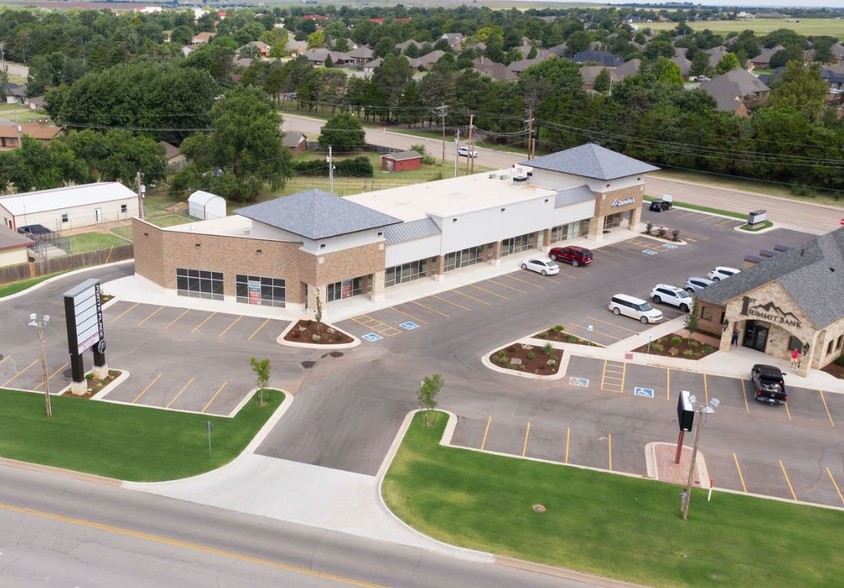 2121 E Main St, Weatherford, OK for sale - Building Photo - Image 1 of 1