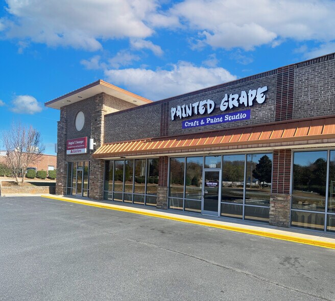 1905-1939 Nc-119 Hwy S, Mebane, NC à louer - Photo du bâtiment - Image 2 de 19