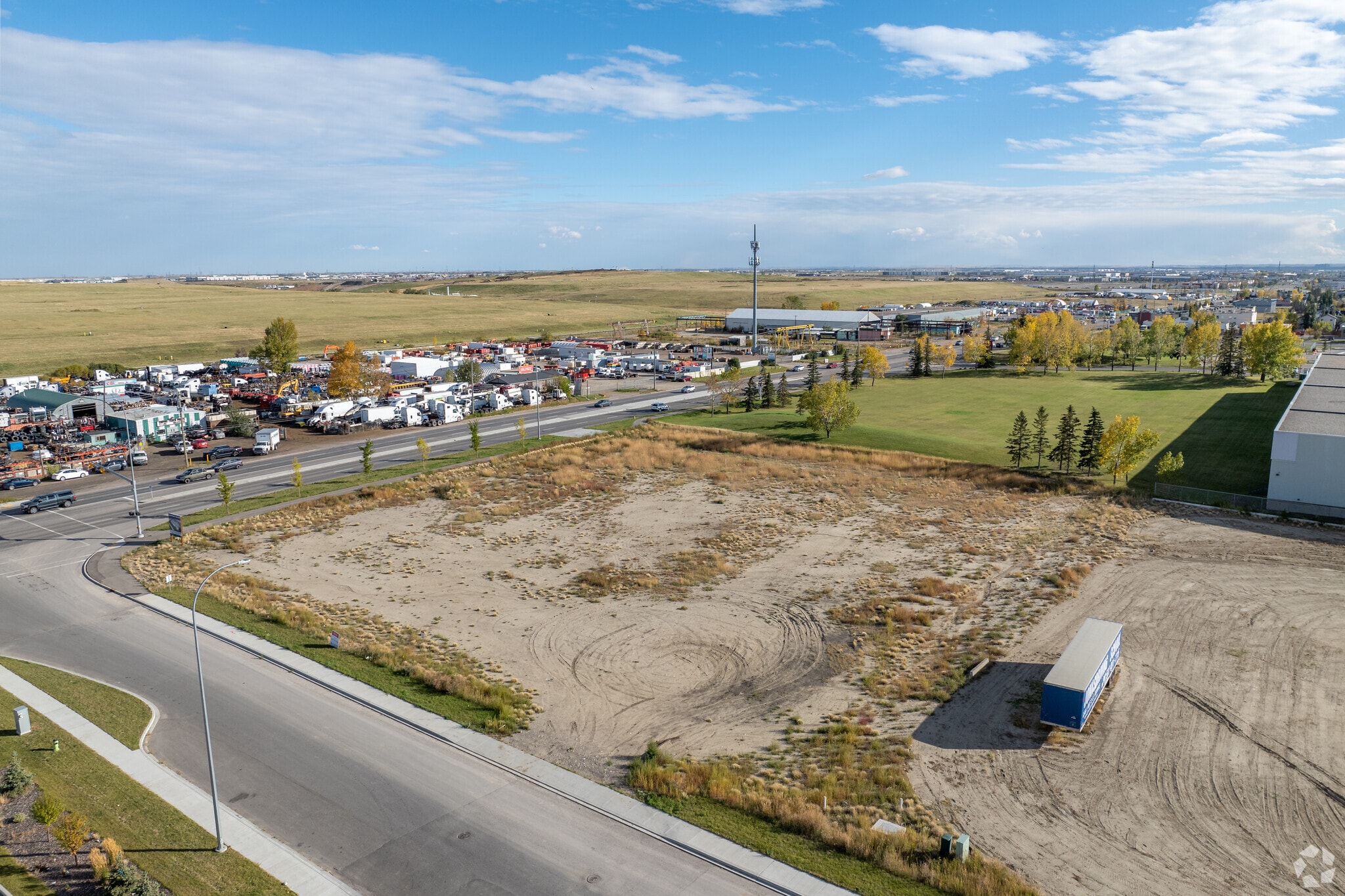 5291 28th Av SE, Calgary, AB for lease Primary Photo- Image 1 of 2