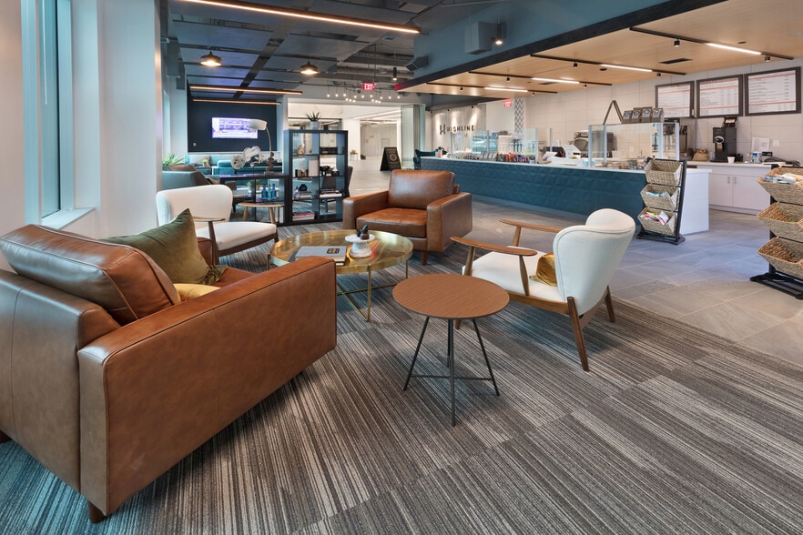 8401 Greensboro Dr, McLean, VA for lease - Building Photo - Image 1 of 13