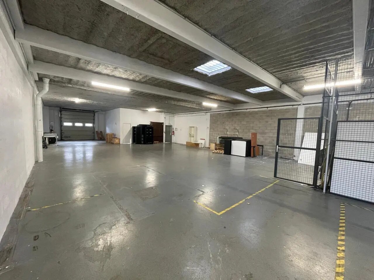 Office in Gennevilliers for lease Building Photo- Image 1 of 13