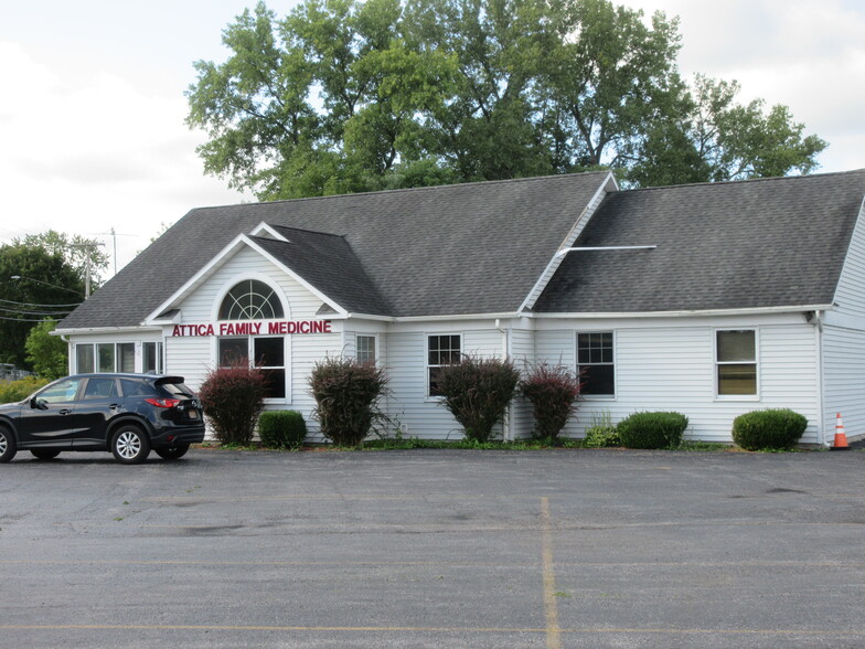 107 Prospect St, Attica, NY à vendre - Photo principale - Image 1 de 1