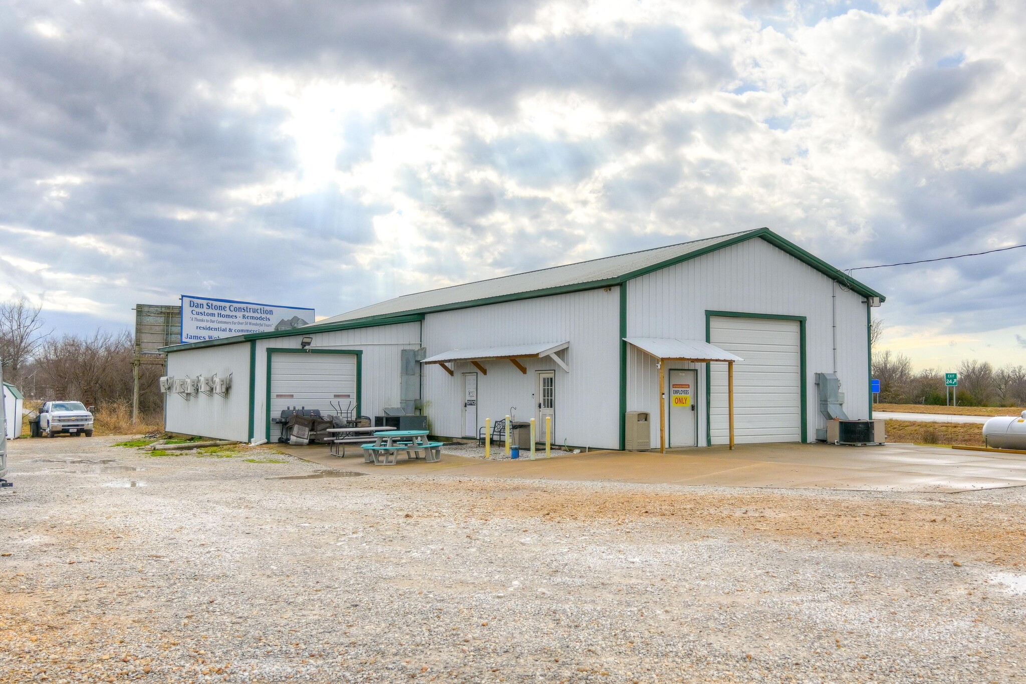 12619 Nettle Dr, Neosho, MO for sale Primary Photo- Image 1 of 12