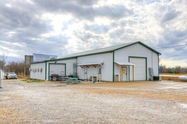 Plus de détails pour 12619 Nettle Dr, Neosho, MO - Spécialité à vendre