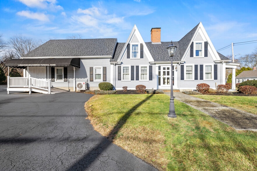 4 W Washington St, Hanson, MA for sale - Building Photo - Image 1 of 26