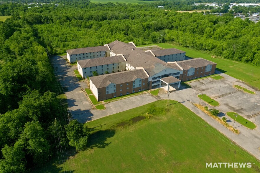 2524 E Alexander St, Greenville, MS à vendre - Photo du bâtiment - Image 2 de 2