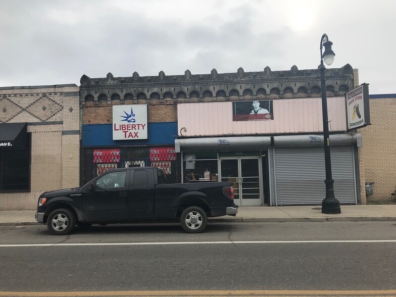 7755-7757 W Vernor Hwy, Detroit, MI for lease - Building Photo - Image 2 of 3