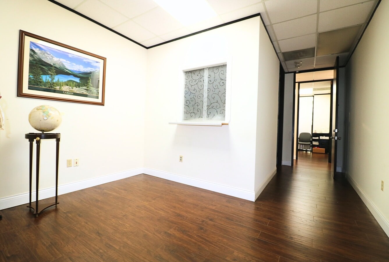 6100 Corporate Dr, Houston, TX 77036 - Unit 4-B - - Interior Photo - Image 2 of 4