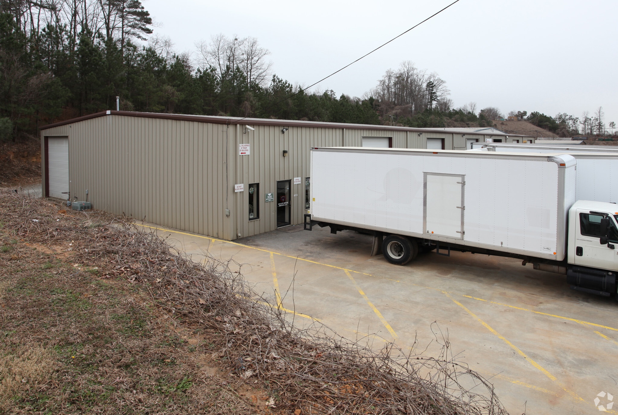 300 Maltbie Industrial Dr, Lawrenceville, GA for lease Primary Photo- Image 1 of 3