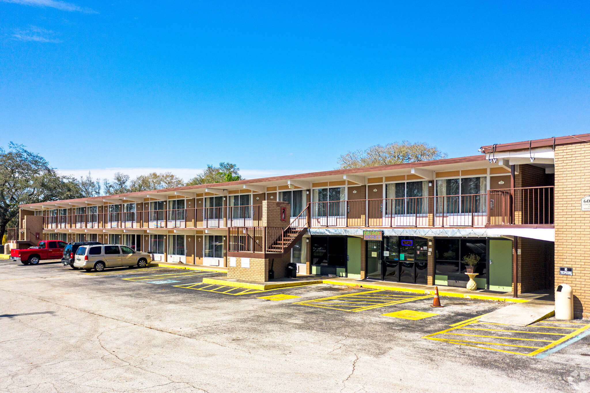 6010 County Road 579, Seffner, FL for sale Primary Photo- Image 1 of 1