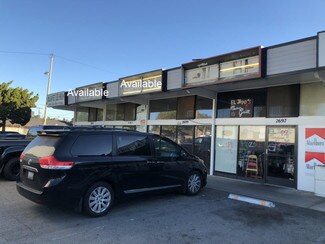 Plus de détails pour 2681-2701 N Orange Olive Rd, Orange, CA - Commerce de détail à louer