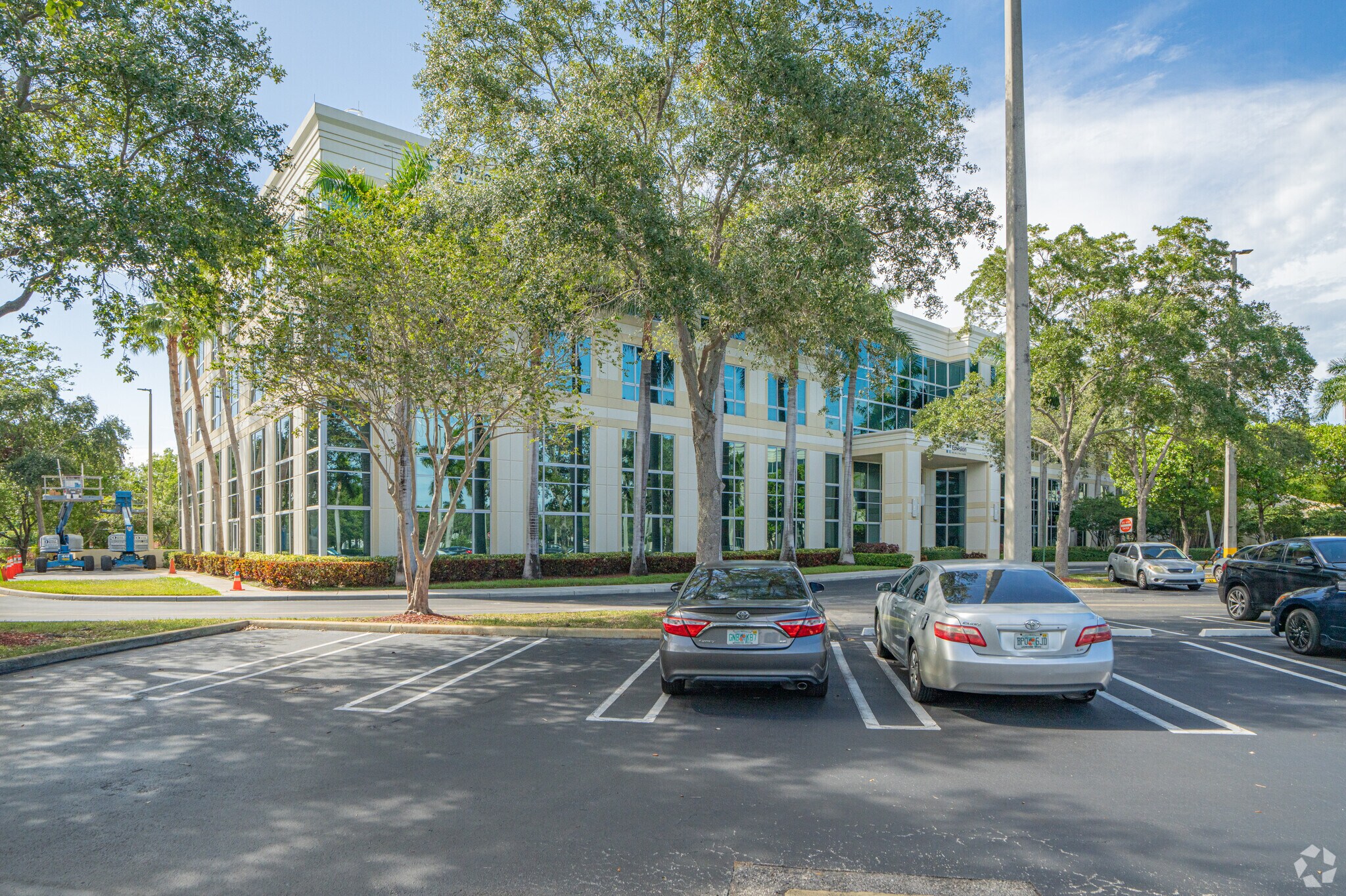 1525 W Cypress Creek Rd, Fort Lauderdale, FL à louer Photo du bâtiment- Image 1 de 12