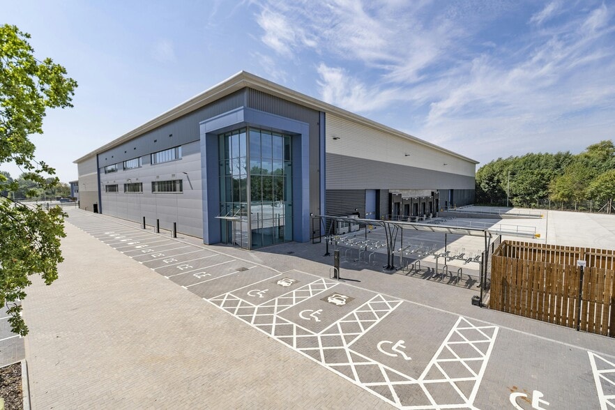 Denham Way, Rickmansworth for lease - Building Photo - Image 2 of 69