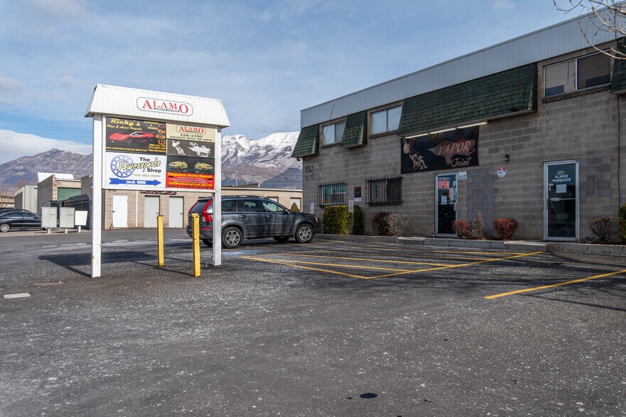 960-1038 Industrial Park Rd, Orem, UT à louer - Photo du bâtiment - Image 3 de 8
