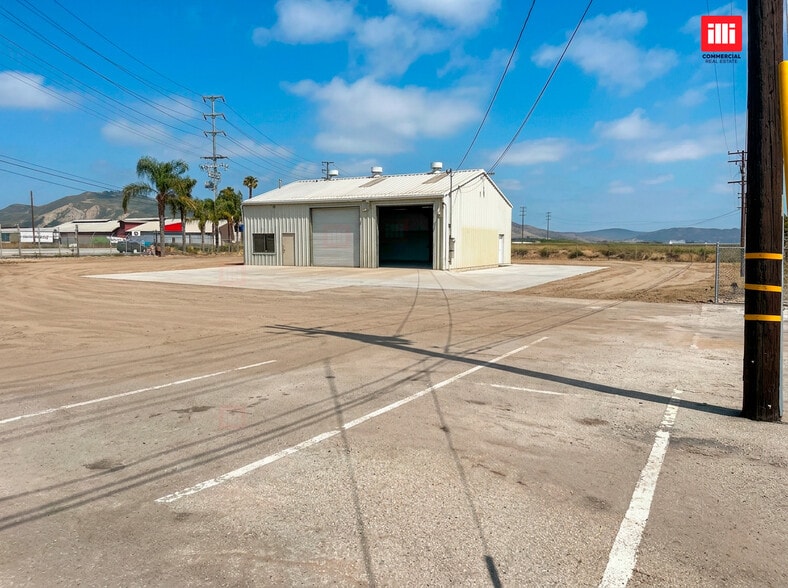 11040 Nardo St, Ventura, CA à louer - Photo du bâtiment - Image 2 de 6