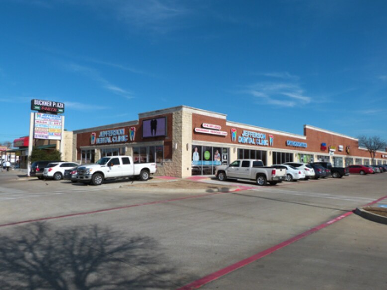 2902 S Buckner Blvd, Dallas, TX à louer - Photo du bâtiment - Image 2 de 4