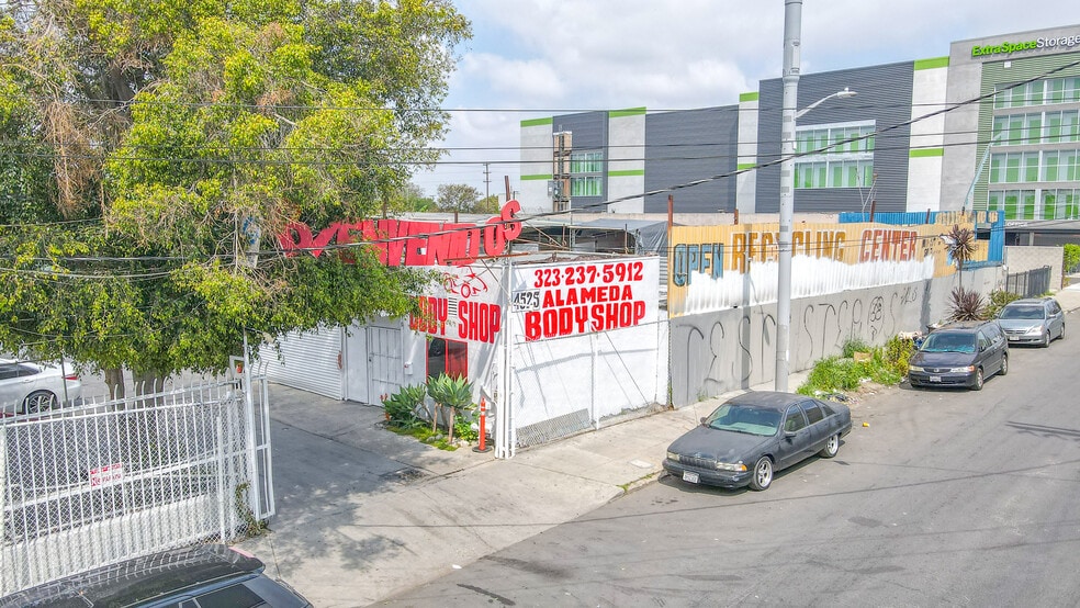 4511-4527 Staunton Ave, Los Angeles, CA for sale - Building Photo - Image 3 of 12