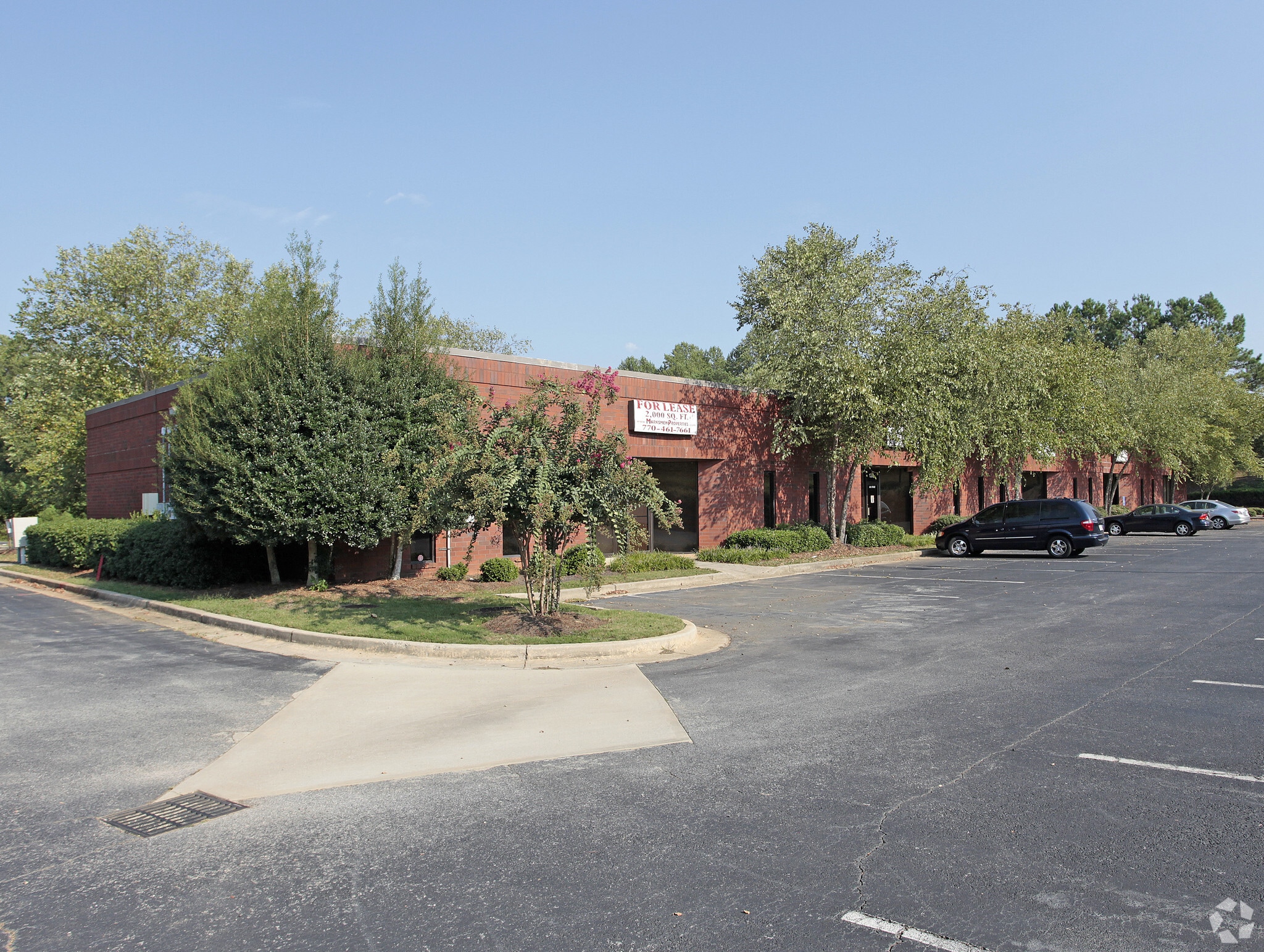175 Carnegie Pl, Fayetteville, GA for lease Primary Photo- Image 1 of 7
