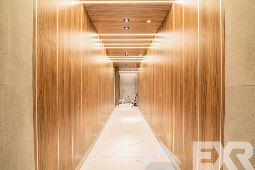 1217 Bedford Ave, Brooklyn, NY for lease - Interior Photo - Image 2 of 21