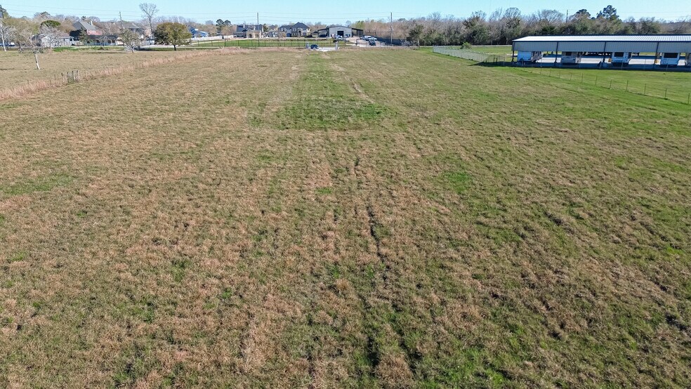 0 CR 424, Alvin, TX à vendre - Aérien - Image 2 de 10