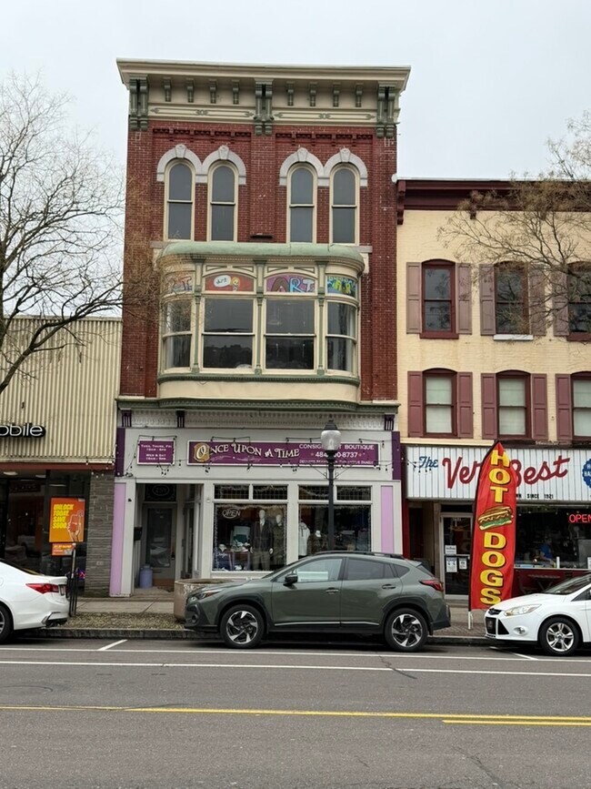 More details for 254 E High St, Pottstown, PA - Office/Retail for Lease
