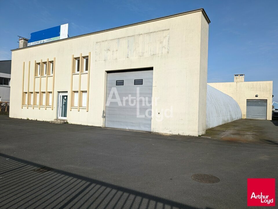 Flex in Rennes for lease Building Photo- Image 1 of 17
