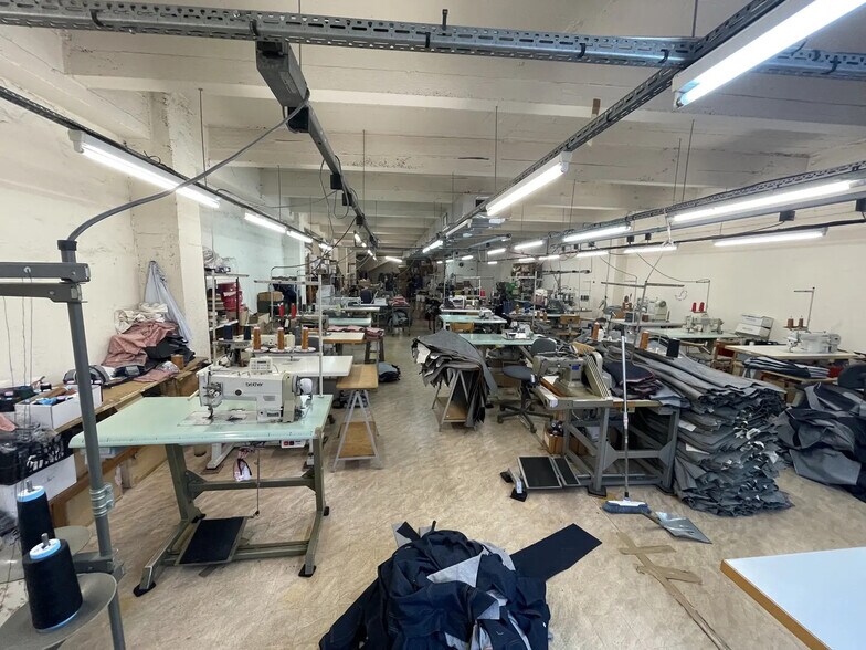 50 Rue Louis Grobet, Marseille à louer - Photo intérieure - Image 2 de 3