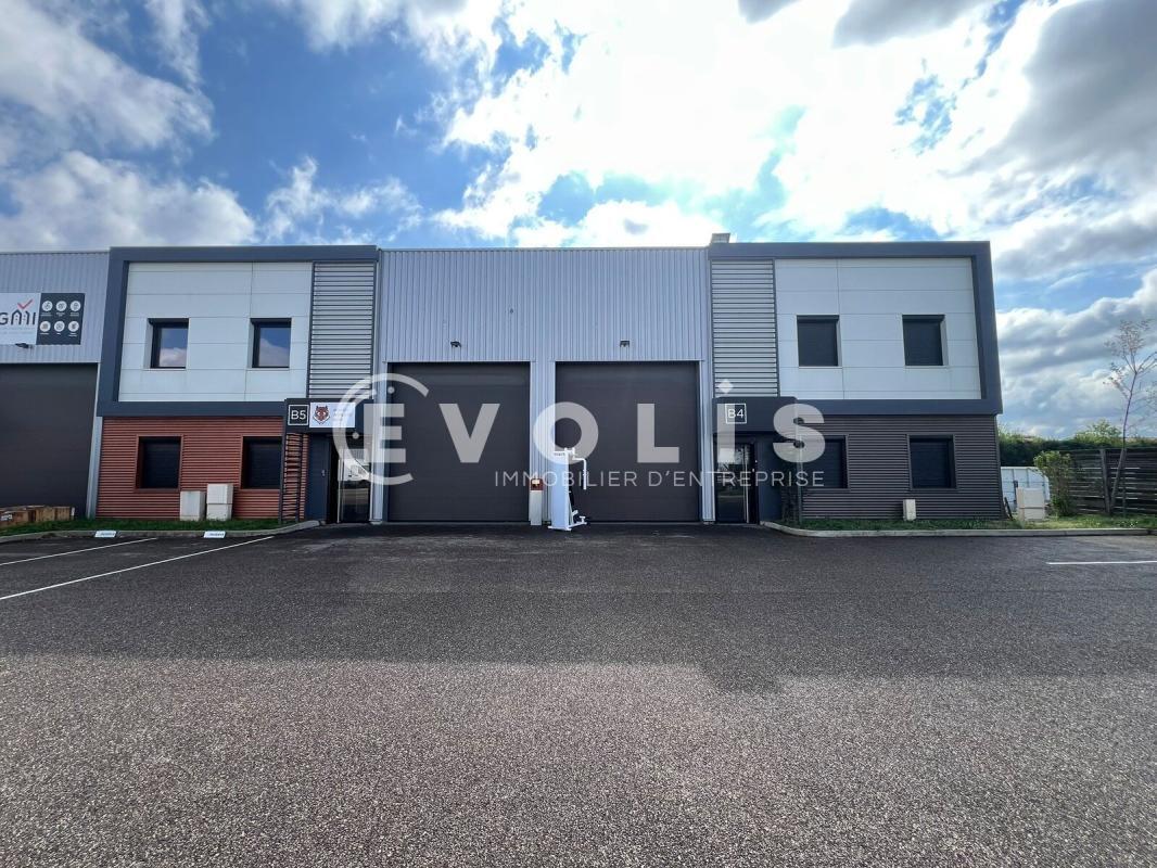 155 Route De Grenoble, Saint-Priest for lease Building Photo- Image 1 of 14