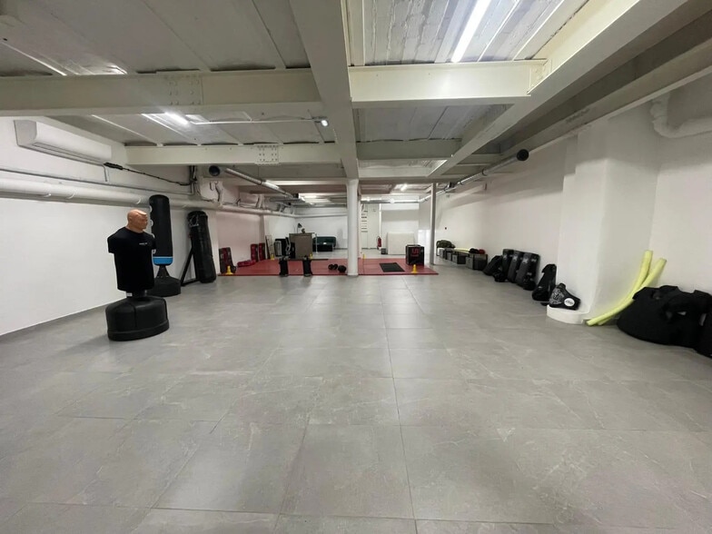 Commerce de détail dans Paris à louer - Photo intérieure - Image 3 de 4