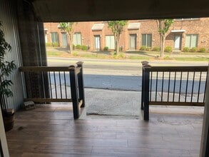 235 Walker St, Atlanta, GA for lease Interior Photo- Image 1 of 9