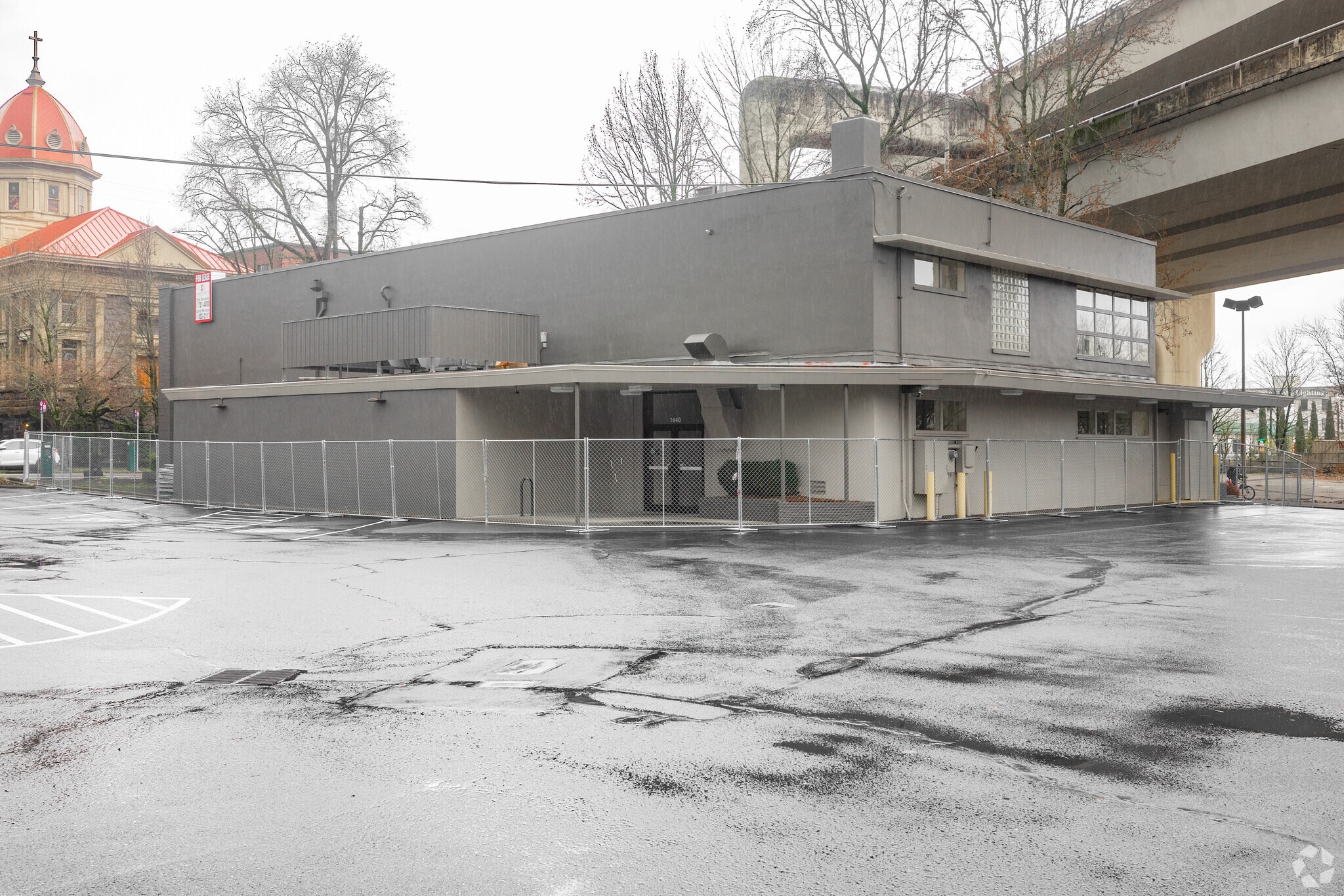 1640 NW 19th Ave, Portland, OR for lease Building Photo- Image 1 of 4