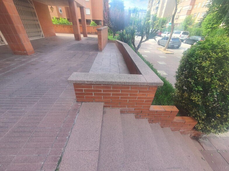 Immeuble residentiel dans Martorell, Barcelona à vendre - Photo du bâtiment - Image 3 de 6