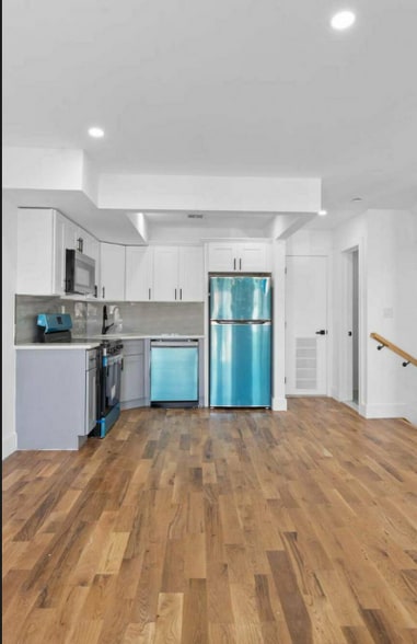 1116 Blake ave, Brooklyn, NY for sale - Interior Photo - Image 2 of 9
