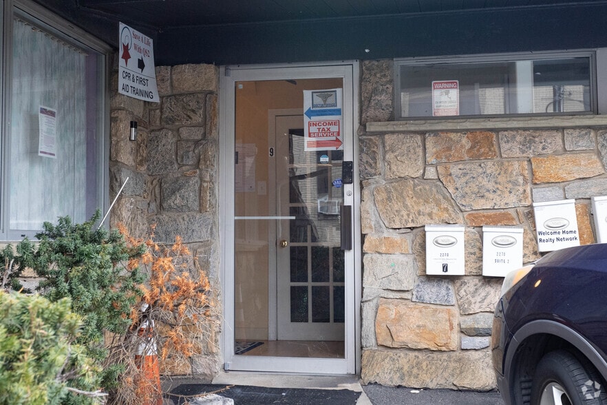 2270 Grand Ave, Baldwin, NY for sale - Building Photo - Image 3 of 5