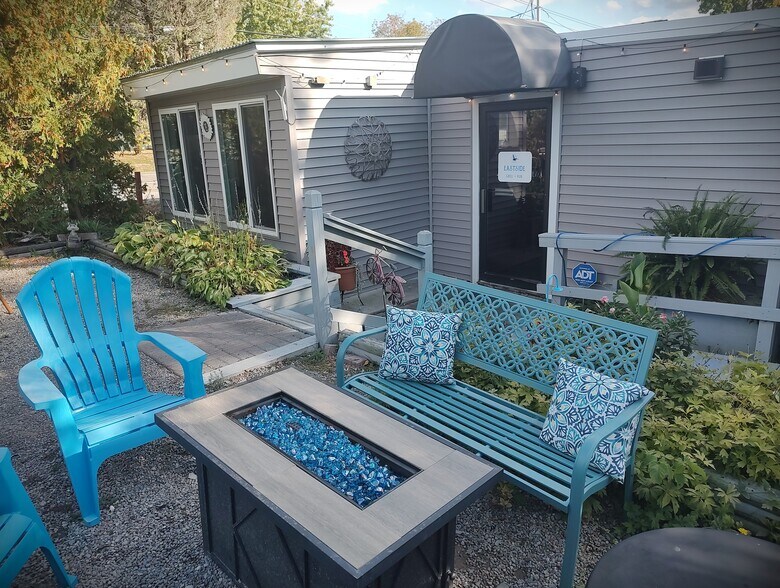 4520 East Lake Rd, Canandaigua, NY à vendre - Photo du bâtiment - Image 1 de 14