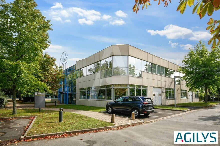 3 Avenue Du Canada, Les Ulis à louer - Photo du bâtiment - Image 3 de 5
