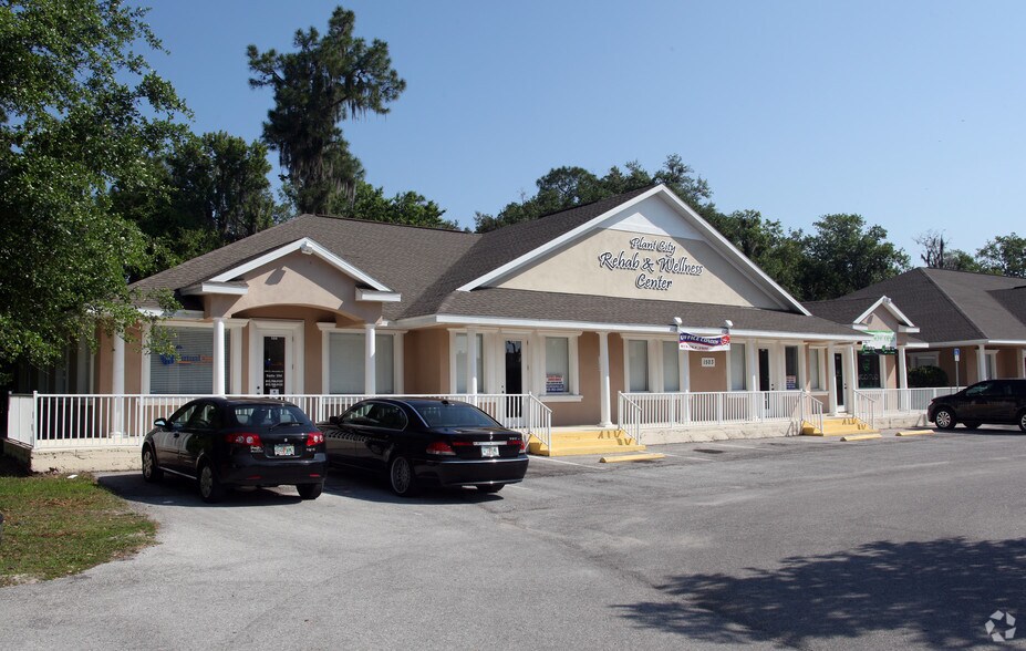 1503 S Alexander St, Plant City, FL à vendre - Photo du bâtiment - Image 3 de 7