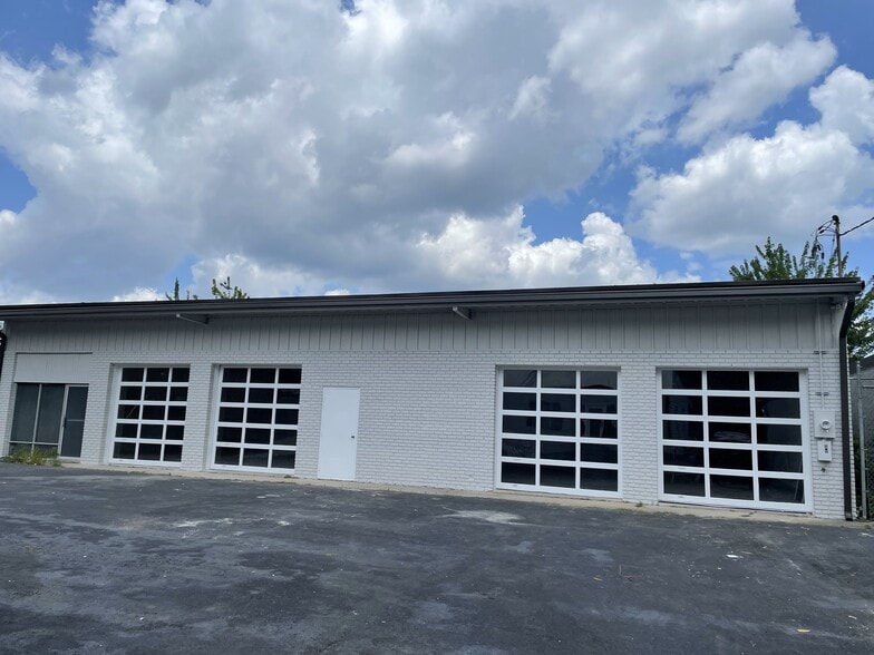 1419 Woodmont Ln NW, Atlanta, GA for lease - Building Photo - Image 2 of 3