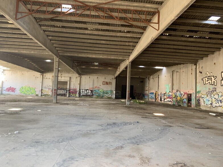 Industriel dans Puigpelat, Tarragona à vendre - Photo du bâtiment - Image 2 de 3
