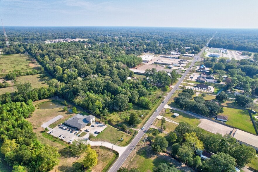 13122 Hooper Rd, Baton Rouge, LA for sale - Aerial - Image 3 of 7