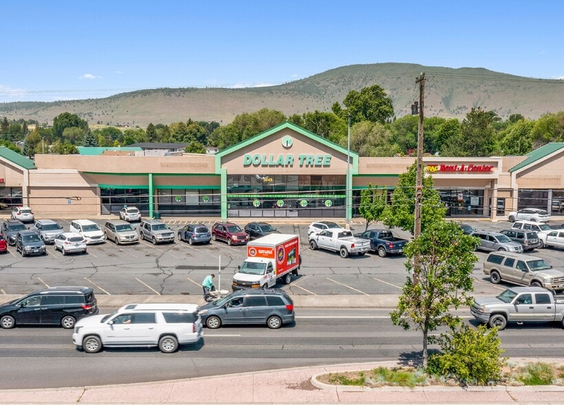 3049 S 6th St, Klamath Falls, OR for lease - Building Photo - Image 3 of 13