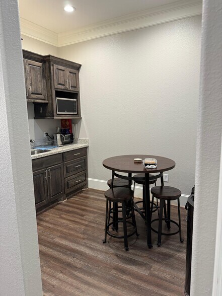 11007 Northpointe Blvd, Tomball, TX à vendre - Photo intérieure - Image 3 de 10