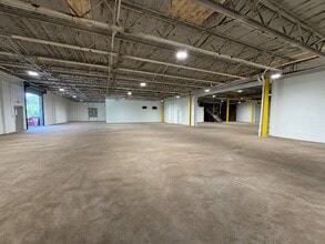 1766 E 133rd St, East Cleveland, OH for lease Interior Photo- Image 2 of 12