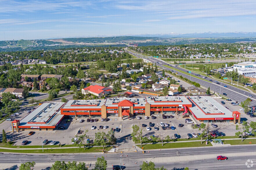 1829 Ranchlands Blvd NW, Calgary, AB à louer - Aérien - Image 3 de 14