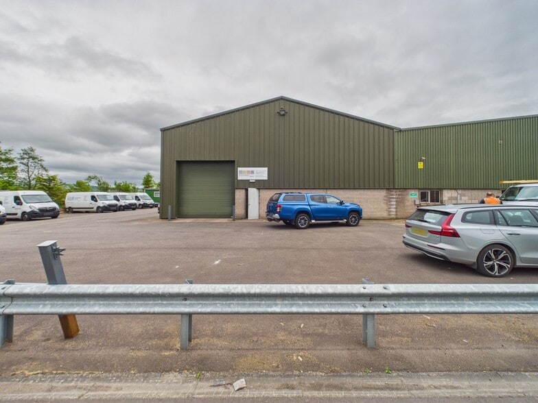 Catherinefield Rd, Dumfries for lease - Building Photo - Image 2 of 8