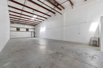 2280 Avocado Ave, Melbourne, FL à louer Photo intérieure- Image 2 de 6