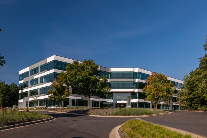 6950 Columbia Gateway Dr, Columbia, MD for lease - Building Photo - Image 2 of 7
