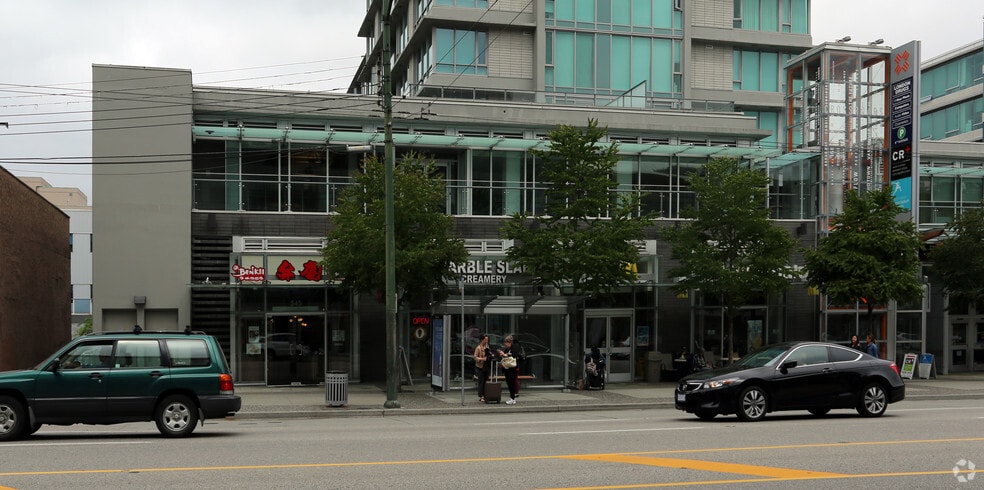 507 Broadway W, Vancouver, BC à louer - Photo du bâtiment - Image 2 de 5