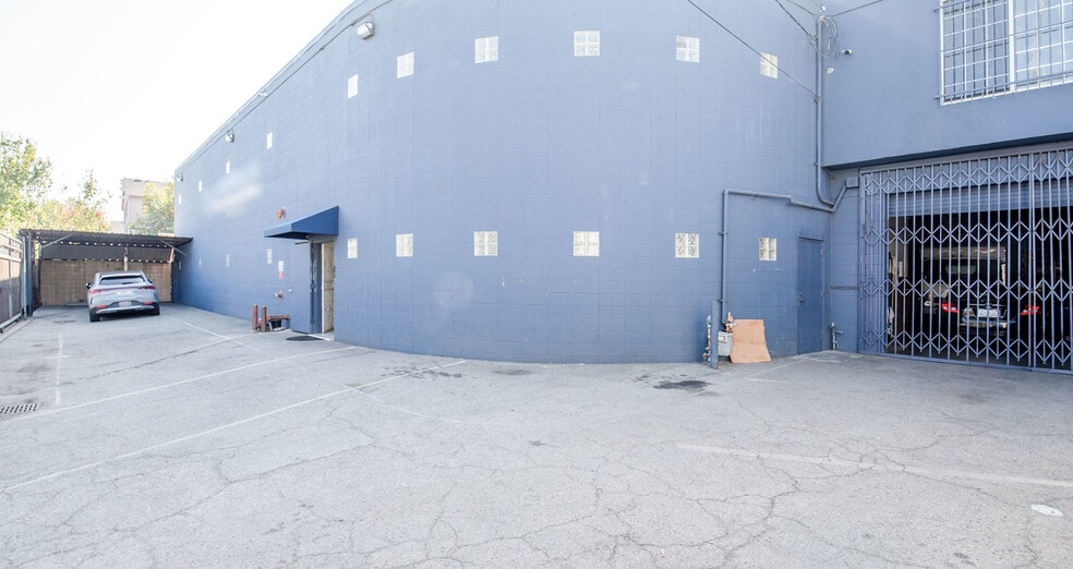 800-808 E 29th St, Los Angeles, CA for sale - Building Photo - Image 3 of 37
